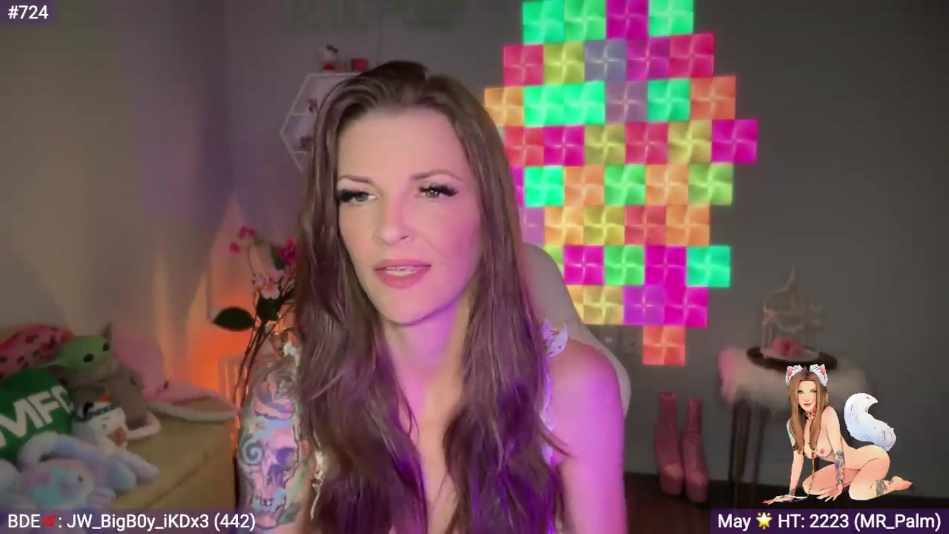 Gallery image thumbnail from EveeMinx's myfreecams stream on, 05/27/2026, 09:20 image 12 of 20