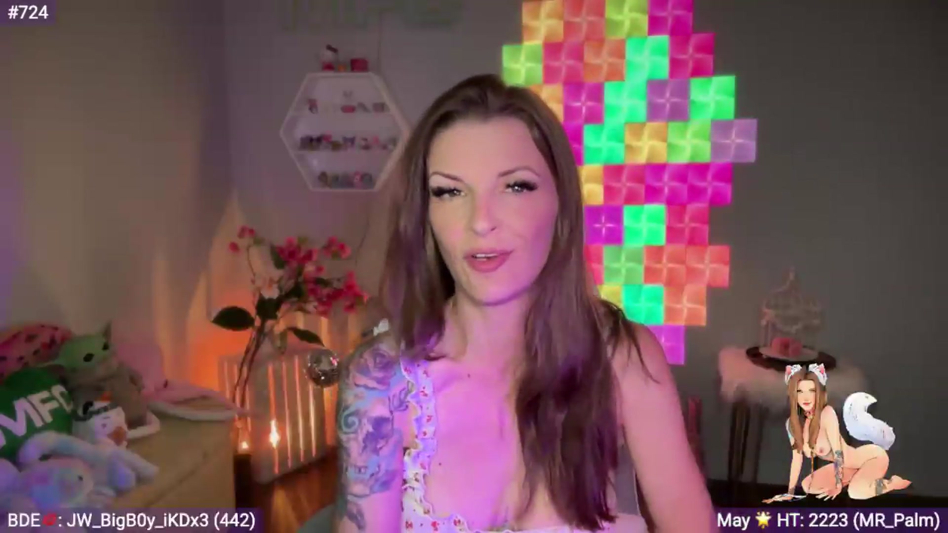 Gallery image thumbnail from EveeMinx's myfreecams stream on, 05/27/2026, 09:20 image 18 of 20
