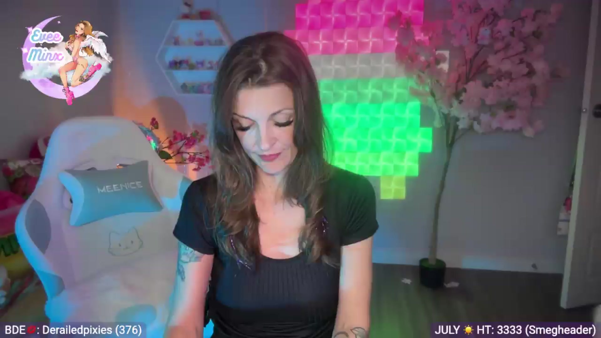 Gallery image thumbnail from EveeMinx's myfreecams stream on, 07/28/2026, 06:10 image 6 of 20
