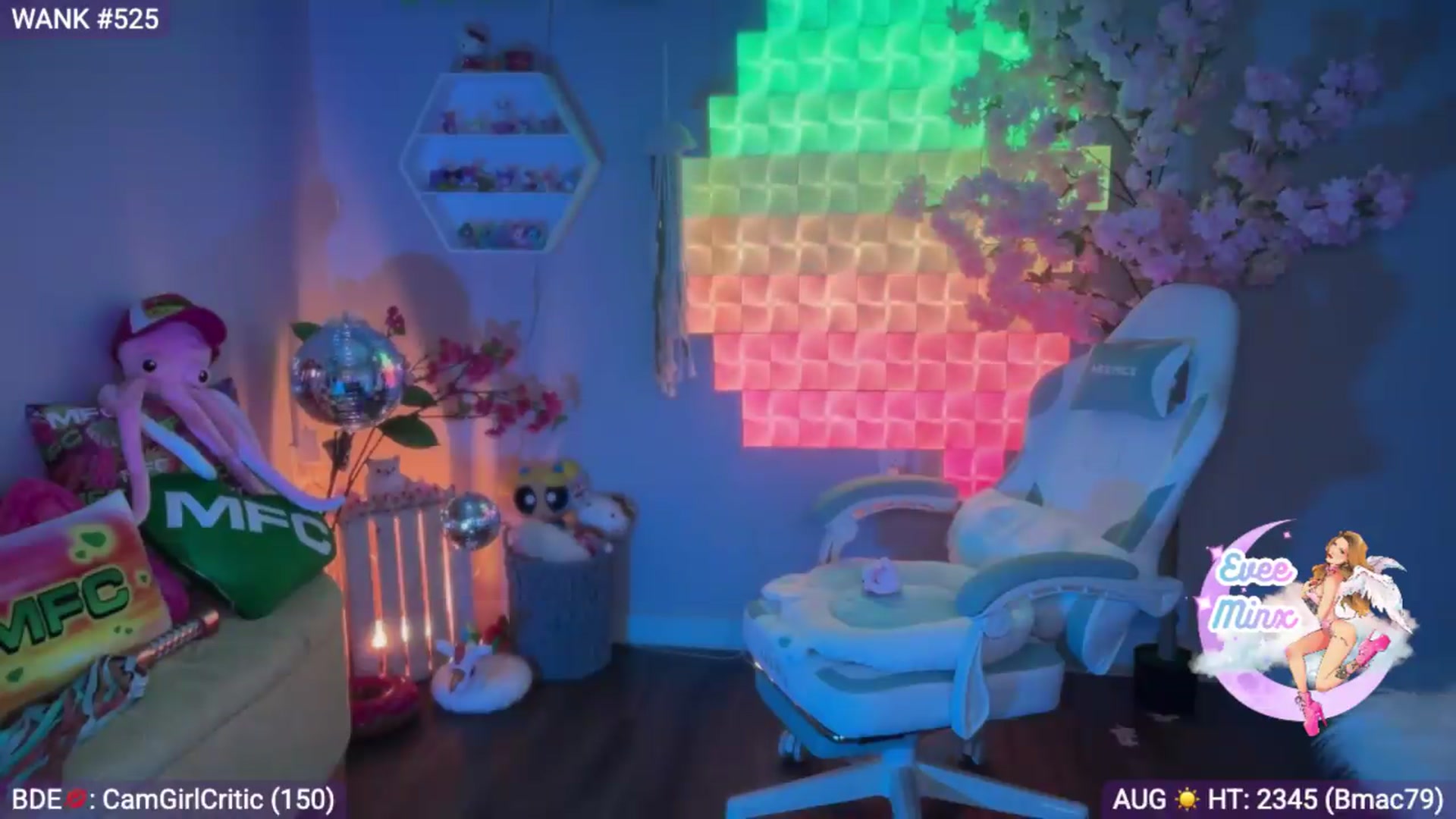 Gallery image thumbnail from EveeMinx's myfreecams stream on, 08/03/2026, 04:43 image 13 of 20