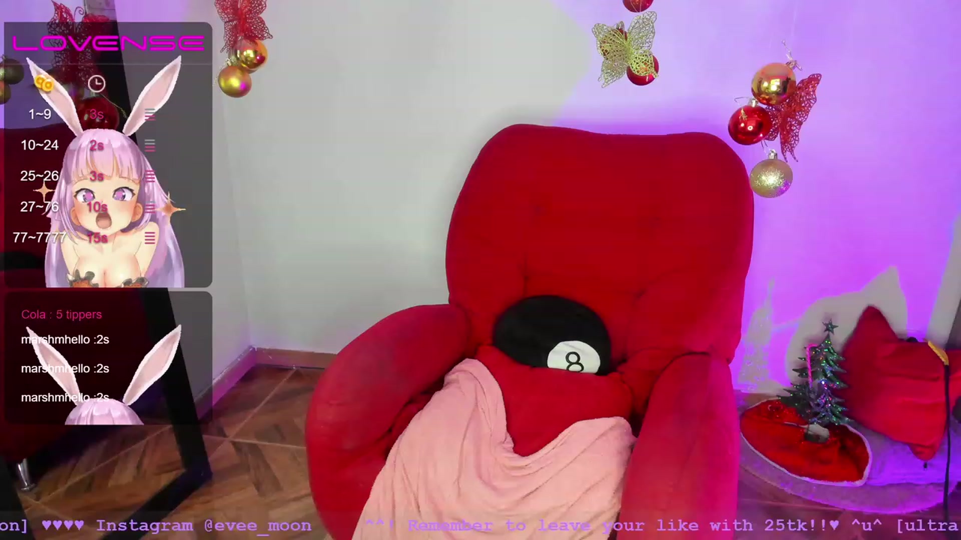 Gallery image thumbnail from Evee_moonz's myfreecams stream on, 12/29/2022, 02:01 image 9 of 20