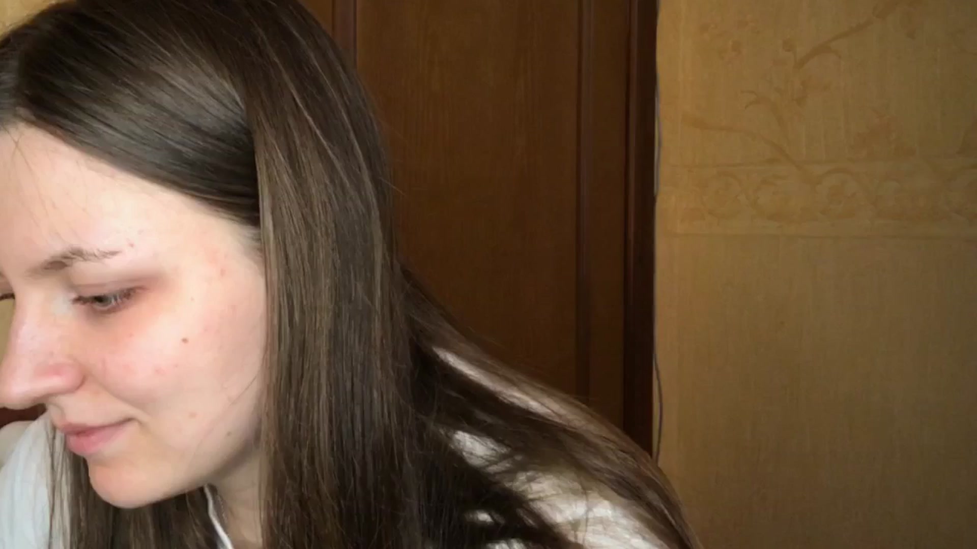 Gallery image thumbnail from EveeeOliveee's myfreecams stream on, 05/18/2025, 23:46 image 12 of 20