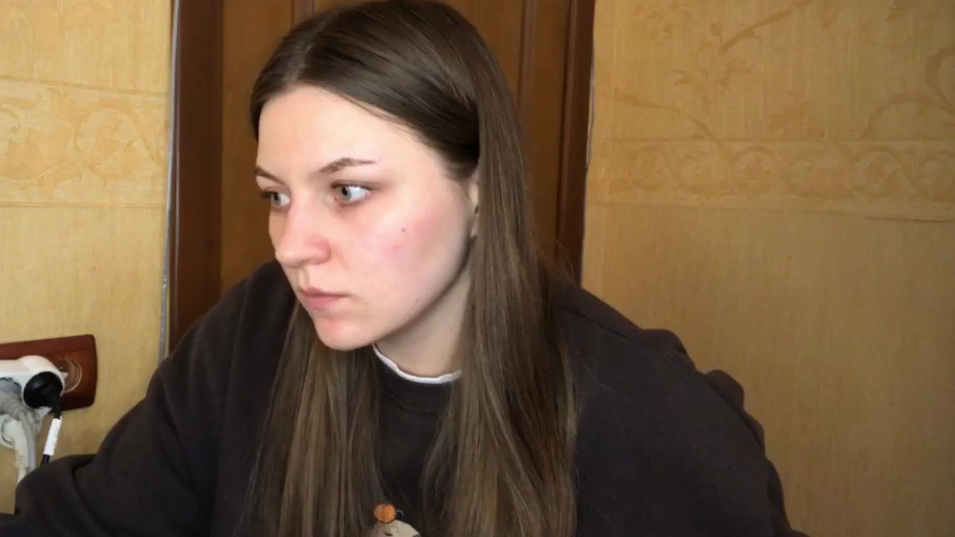 Gallery image thumbnail from EveeeOliveee's myfreecams stream on, 05/20/2025, 24:00 image 5 of 20