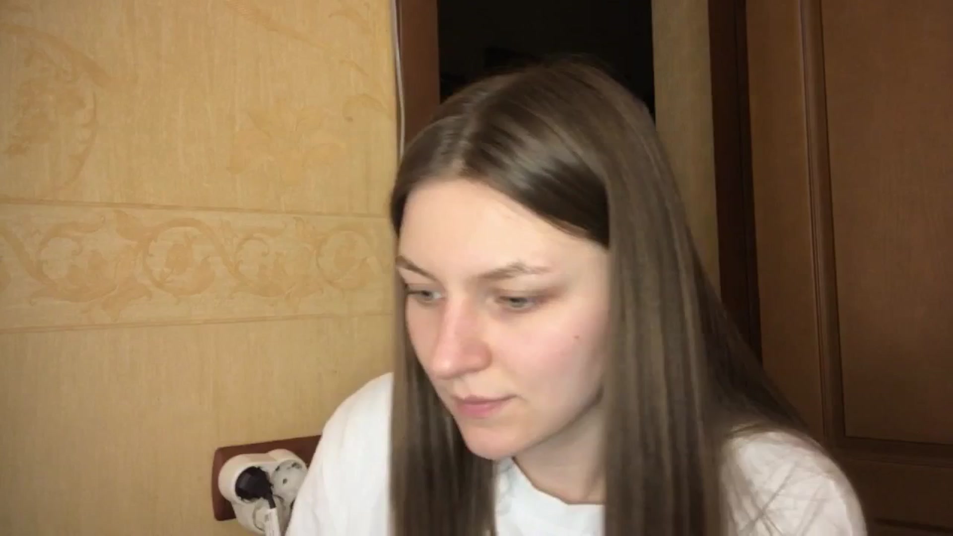 Gallery image thumbnail from EveeeOliveee's myfreecams stream on, 06/23/2025, 22:00 image 8 of 20