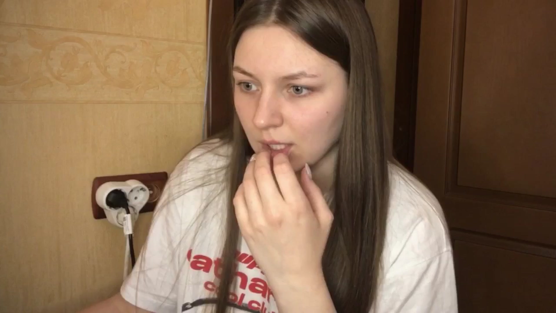 Gallery image thumbnail from EveeeOliveee's myfreecams stream on, 06/23/2025, 23:04 image 4 of 20