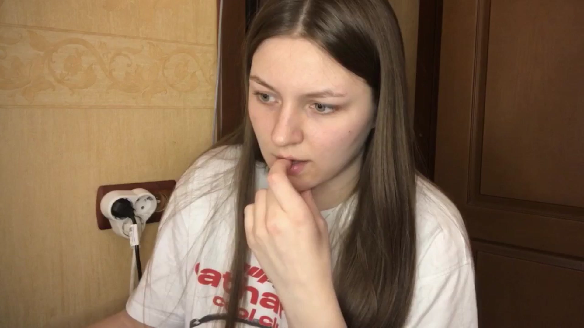 Gallery image thumbnail from EveeeOliveee's myfreecams stream on, 06/23/2025, 23:04 image 3 of 20