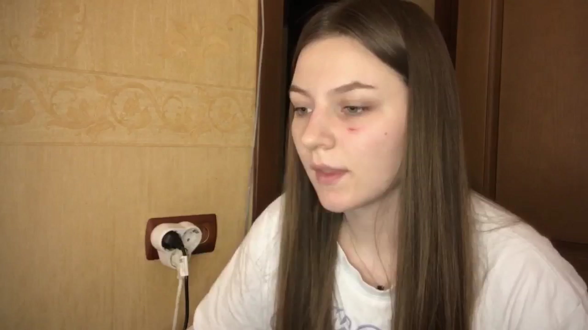 Gallery image thumbnail from EveeeOliveee's myfreecams stream on, 06/24/2025, 22:47 image 7 of 20