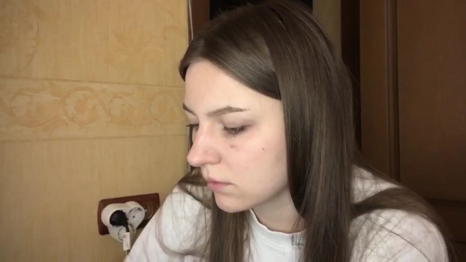 Gallery image thumbnail from EveeeOliveee's myfreecams stream on, 06/25/2025, 23:18 image 3 of 20