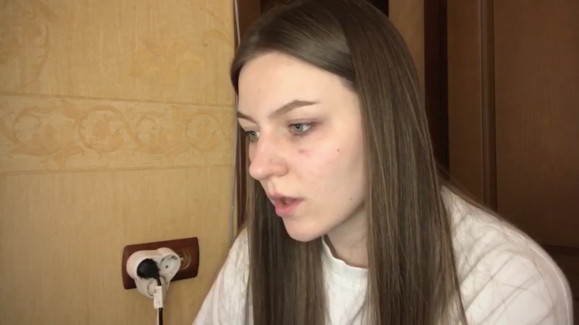 Gallery image thumbnail from EveeeOliveee's myfreecams stream on, 06/25/2025, 23:18 image 11 of 20