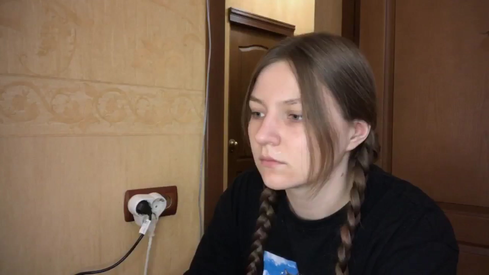 Gallery image thumbnail from EveeeOliveee's myfreecams stream on, 06/30/2025, 16:57 image 18 of 20