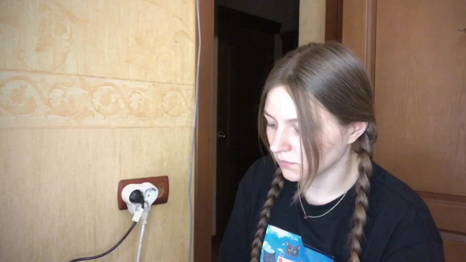 Gallery image thumbnail from EveeeOliveee's myfreecams stream on, 06/30/2025, 17:26 image 12 of 20