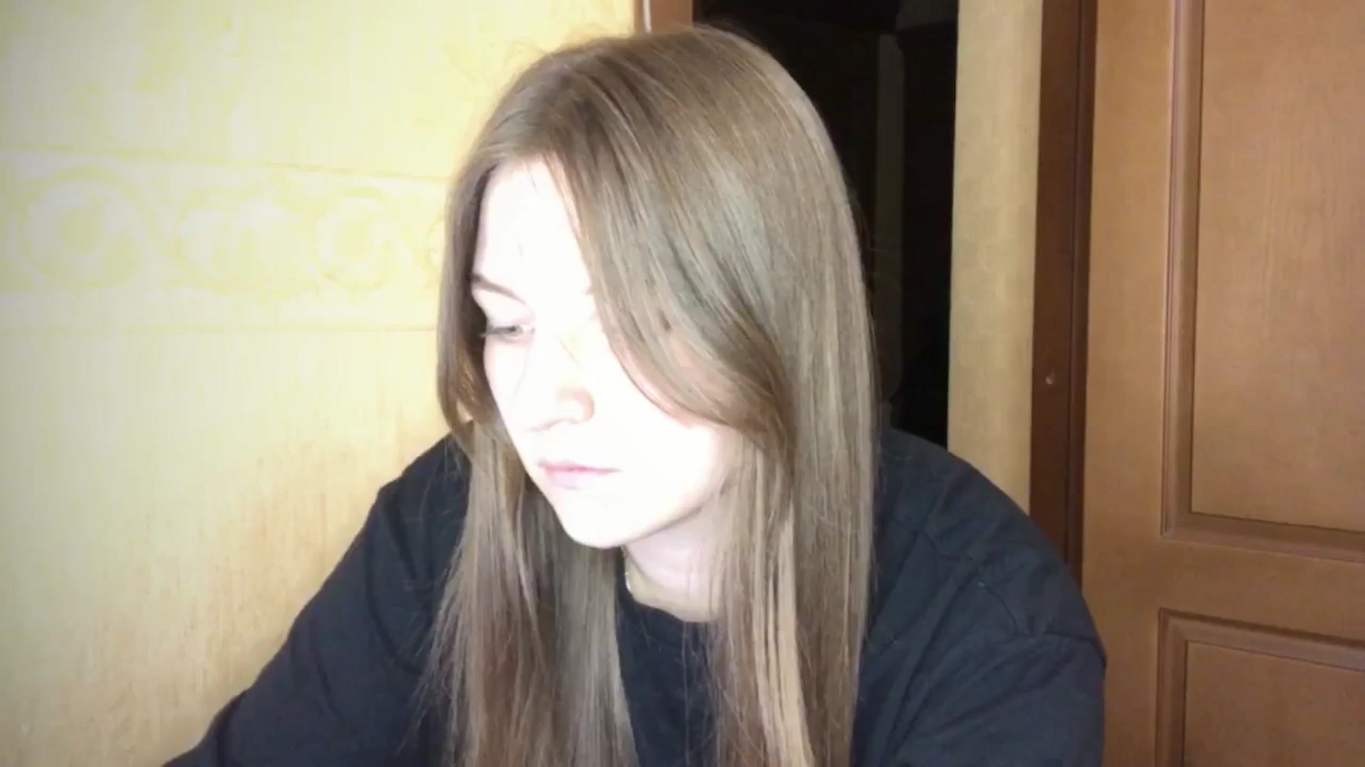 Gallery image thumbnail from EveeeOliveee's myfreecams stream on, 07/21/2025, 23:21 image 19 of 20