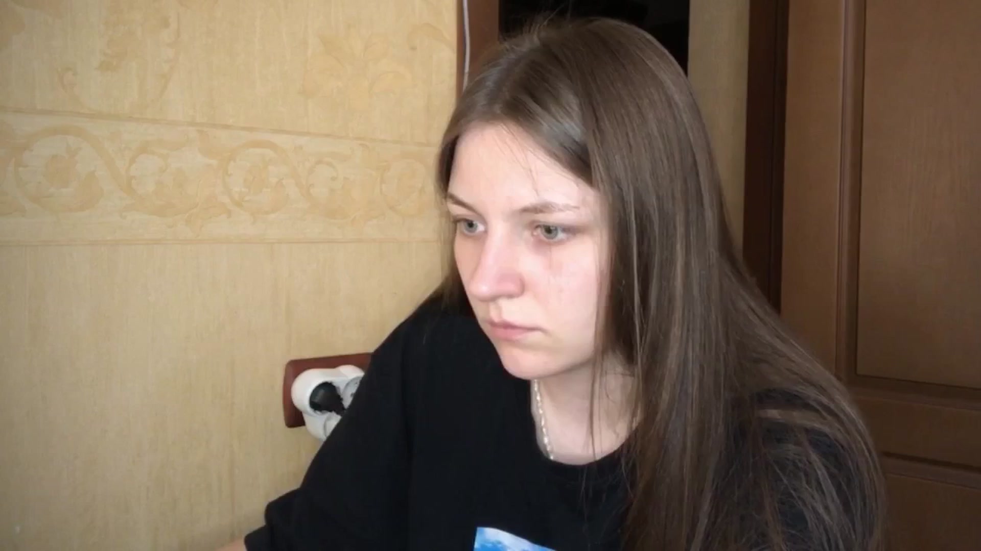 Gallery image thumbnail from EveeeOliveee's myfreecams stream on, 07/21/2025, 23:21 image 1 of 20
