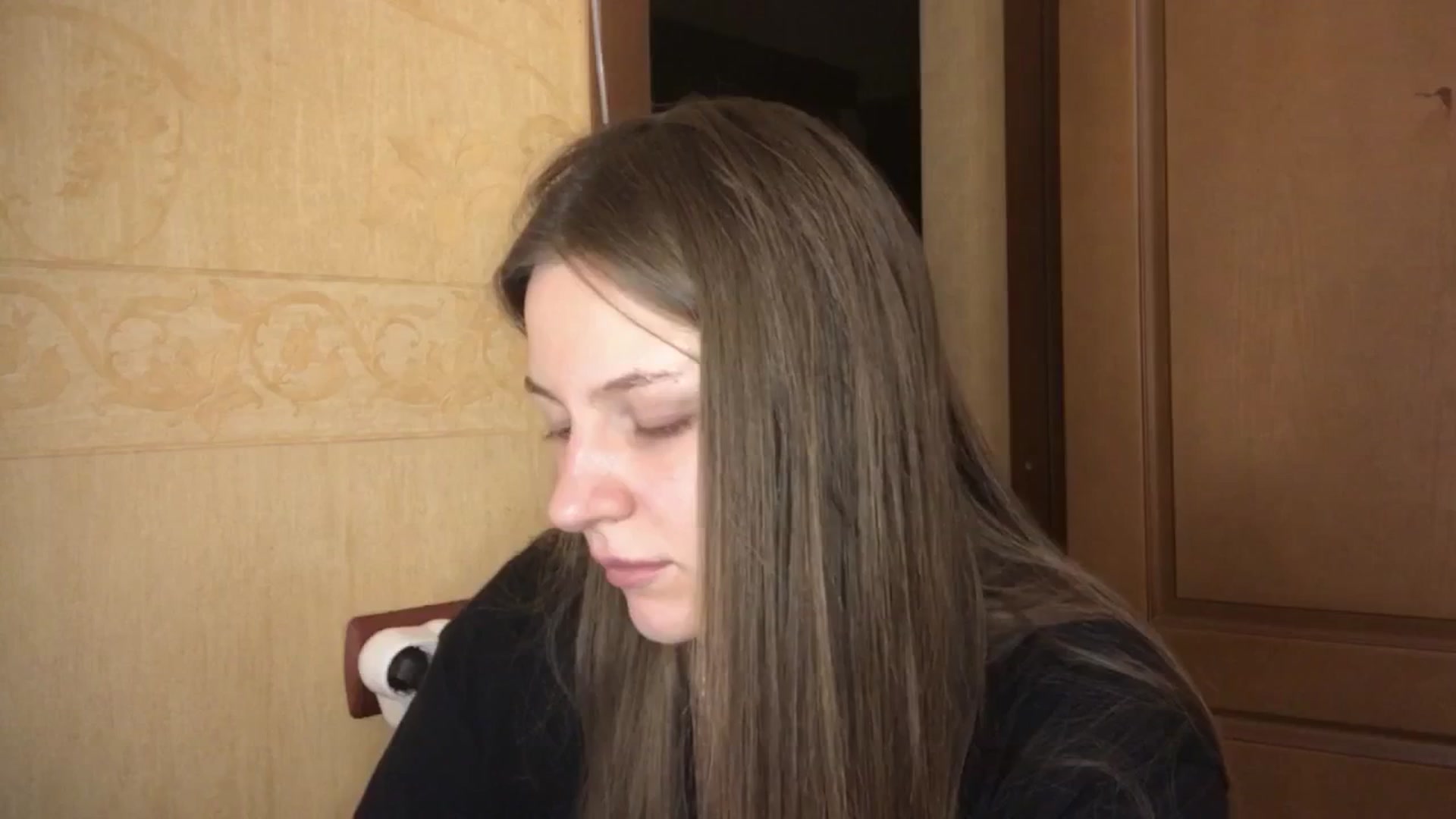 Gallery image thumbnail from EveeeOliveee's myfreecams stream on, 08/02/2025, 23:20 image 12 of 20