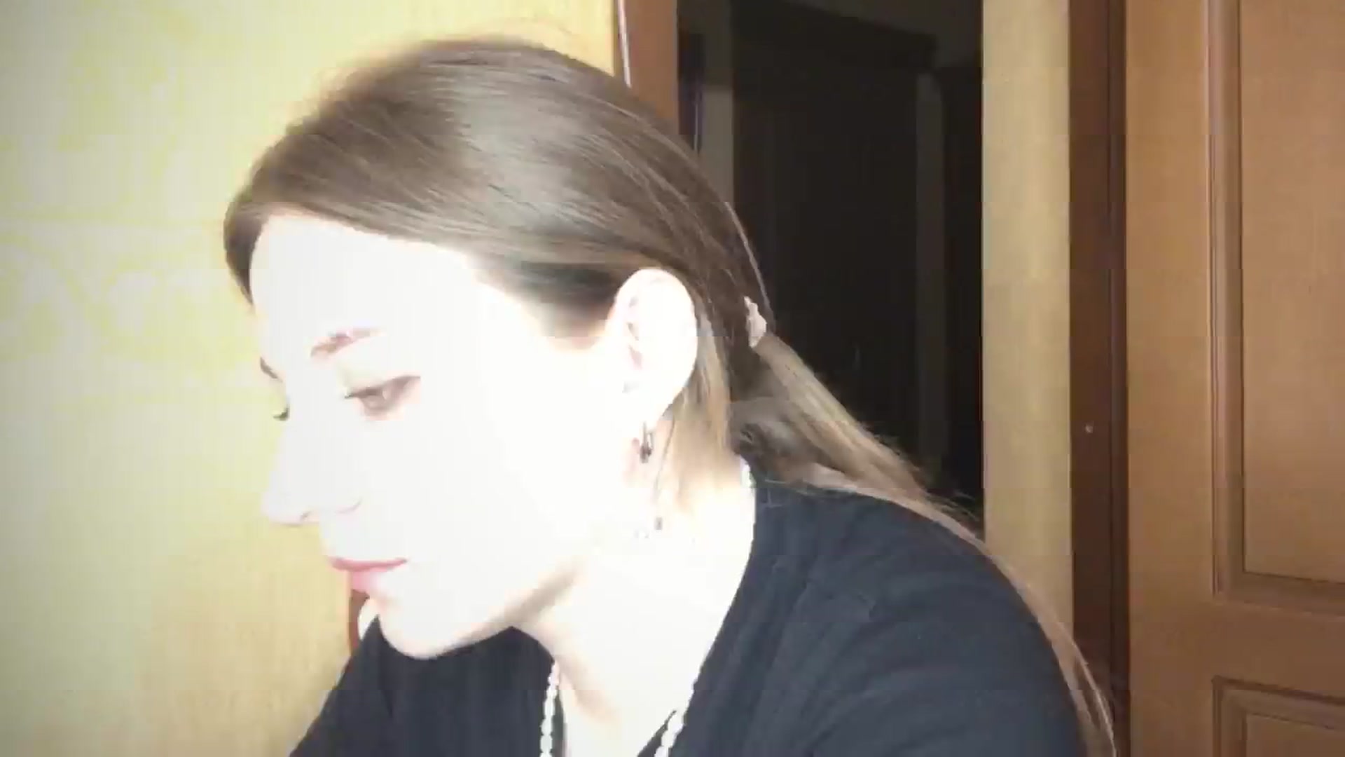 Gallery image thumbnail from EveeeOliveee's myfreecams stream on, 08/04/2025, 01:00 image 18 of 20