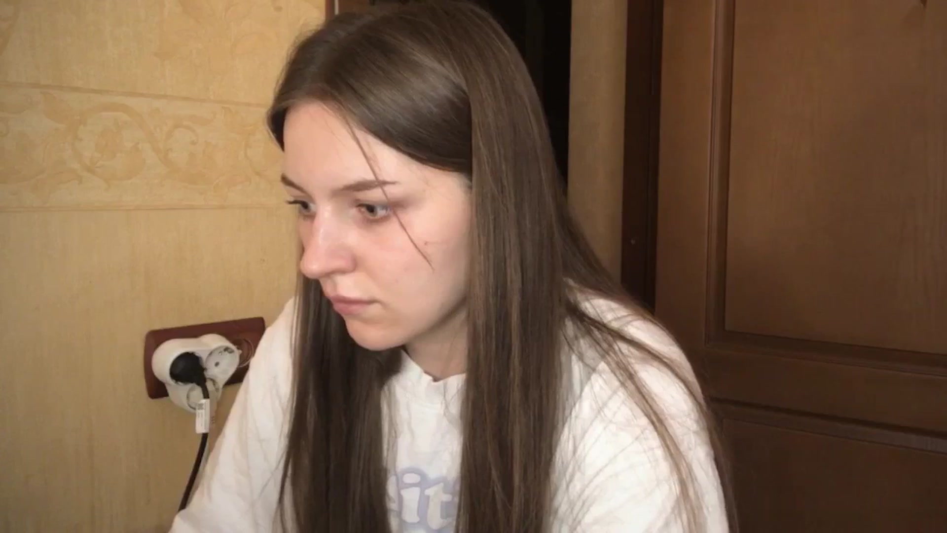 Gallery image thumbnail from EveeeOliveee's myfreecams stream on, 08/07/2025, 24:47 image 18 of 20