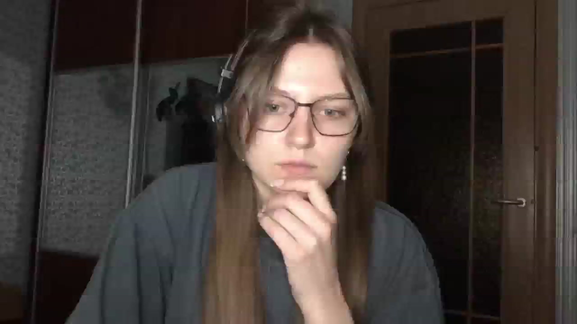 Gallery image thumbnail from EveeeOliveee's myfreecams stream on, 09/12/2025, 23:37 image 4 of 20