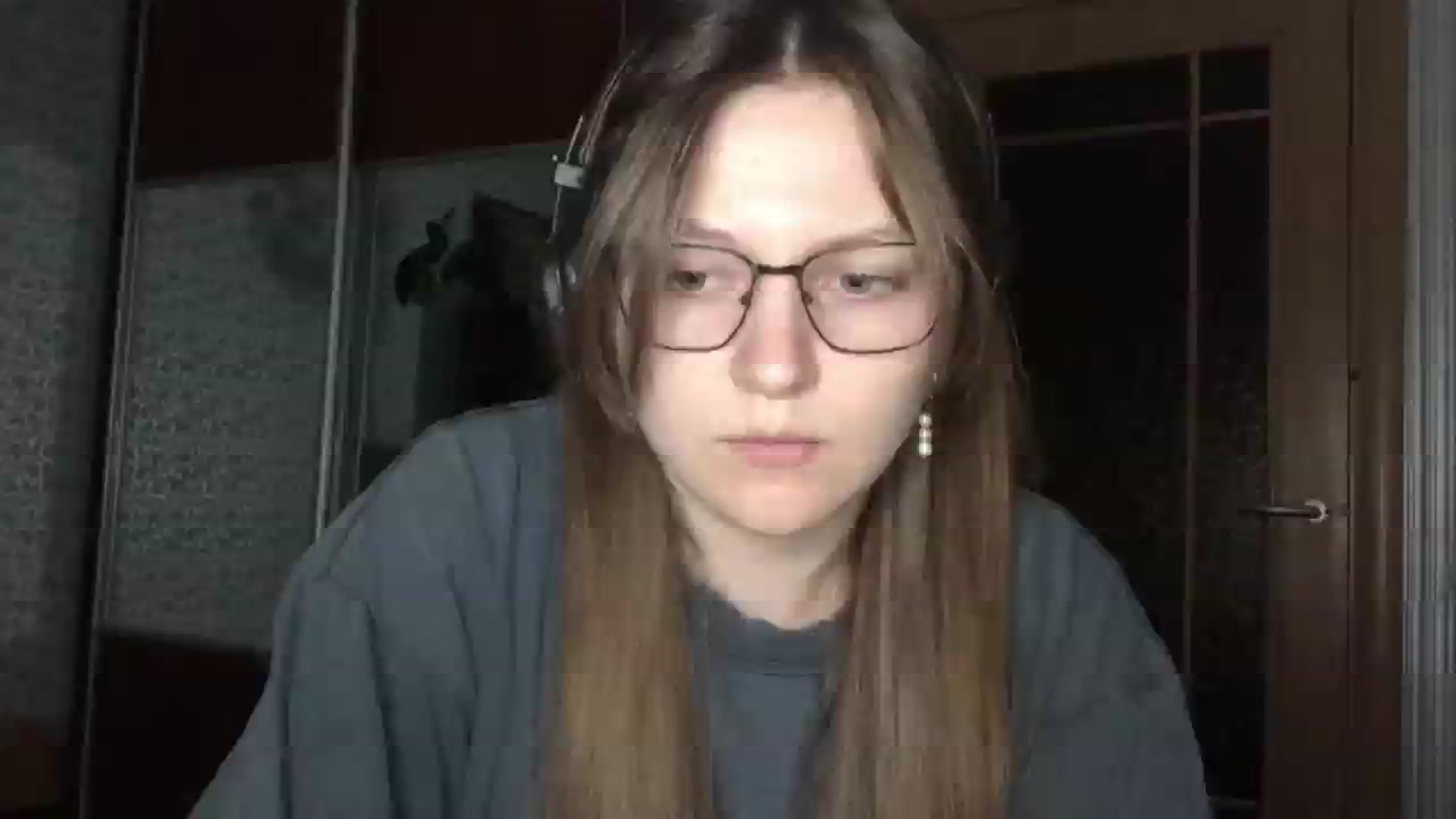 Gallery image thumbnail from EveeeOliveee's myfreecams stream on, 09/12/2025, 23:37 image 10 of 20