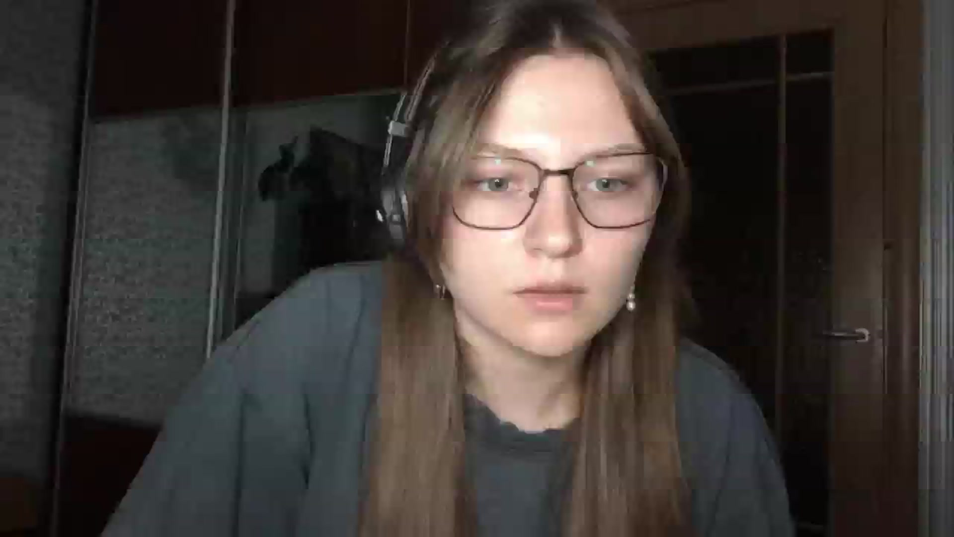 Gallery image thumbnail from EveeeOliveee's myfreecams stream on, 09/12/2025, 23:37 image 15 of 20