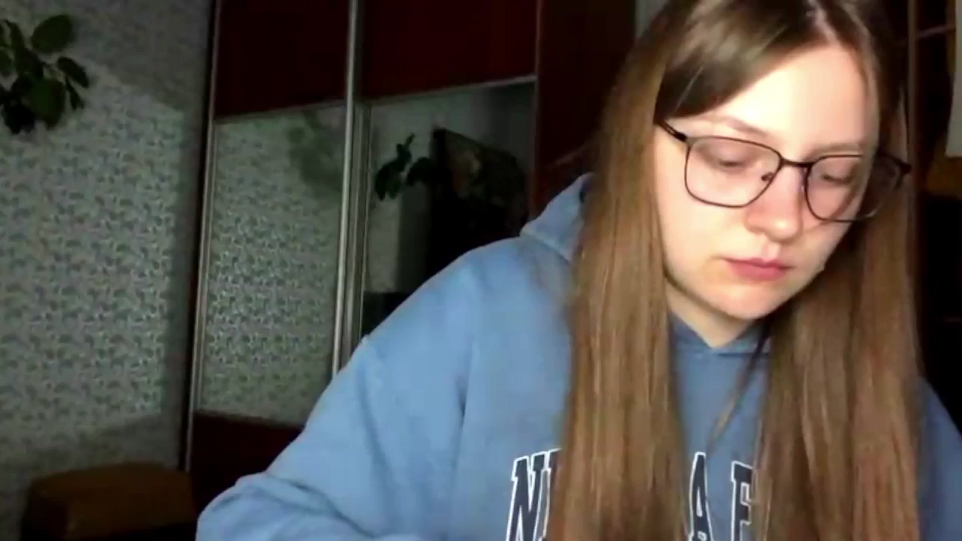 Gallery image thumbnail from EveeeOliveee's myfreecams stream on, 09/21/2025, 21:19 image 11 of 20