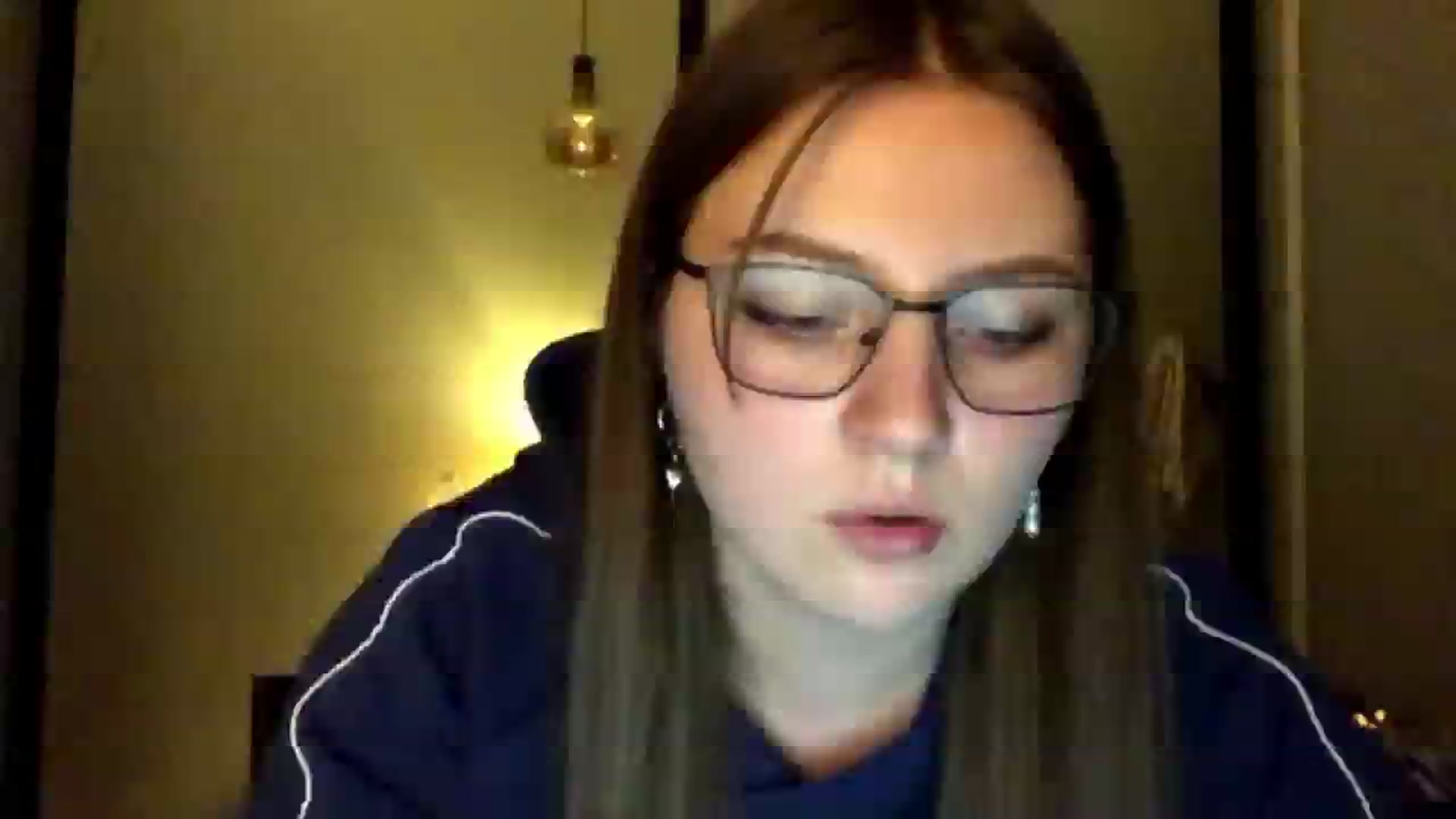 Gallery image thumbnail from EveeeOliveee's myfreecams stream on, 10/12/2025, 23:25 image 18 of 20