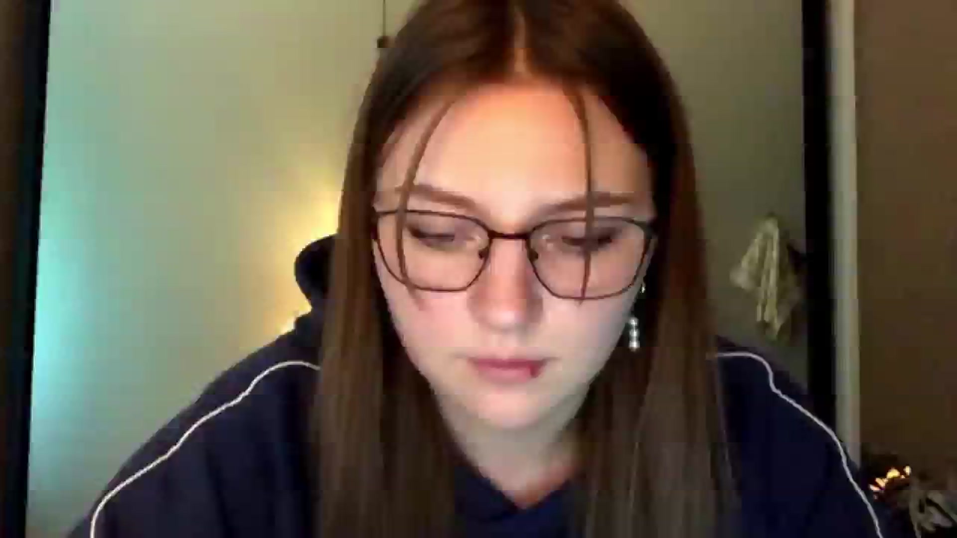 Gallery image thumbnail from EveeeOliveee's myfreecams stream on, 10/12/2025, 23:25 image 8 of 20