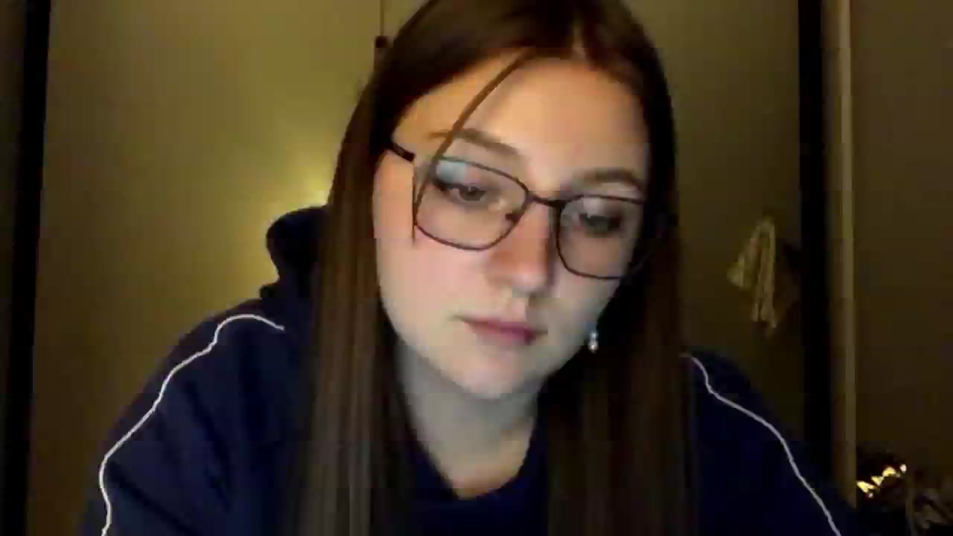 Gallery image thumbnail from EveeeOliveee's myfreecams stream on, 10/12/2025, 23:25 image 16 of 20