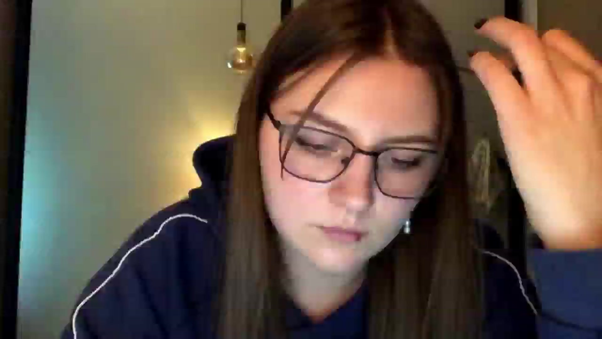 Gallery image thumbnail from EveeeOliveee's myfreecams stream on, 10/12/2025, 23:25 image 5 of 20