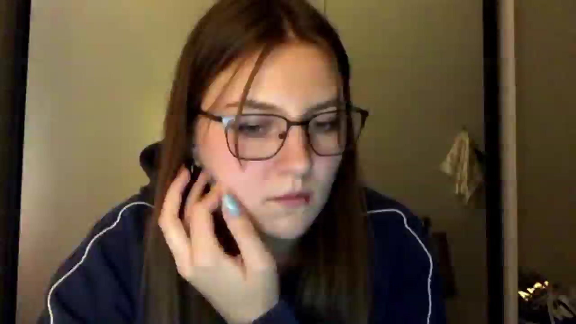Gallery image thumbnail from EveeeOliveee's myfreecams stream on, 10/12/2025, 23:25 image 10 of 20