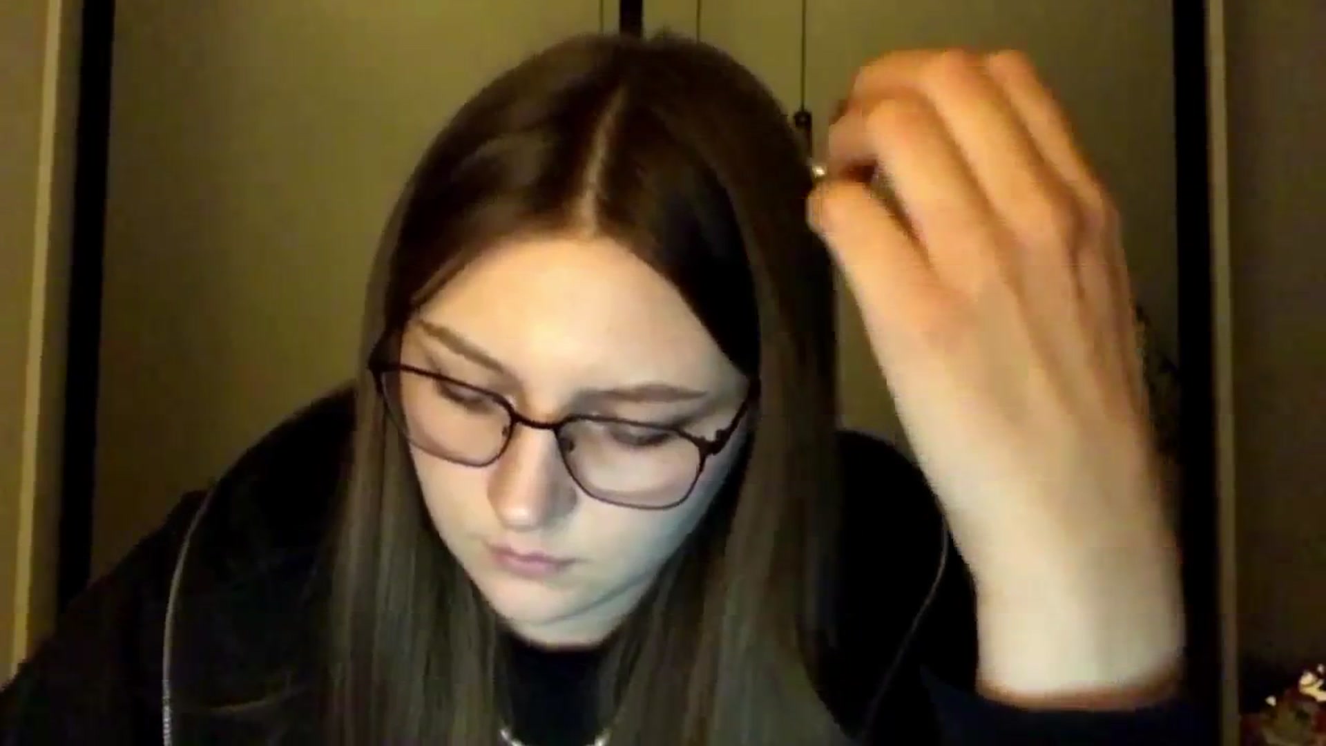 Gallery image thumbnail from EveeeOliveee's myfreecams stream on, 10/21/2025, 19:03 image 7 of 20