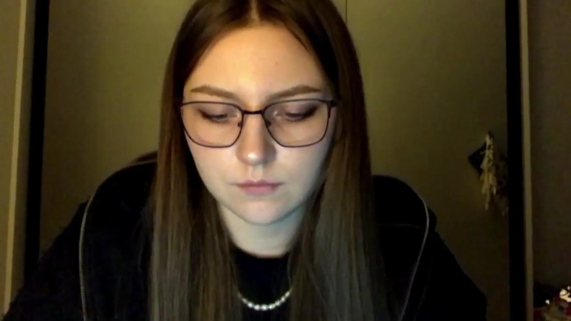 Gallery image thumbnail from EveeeOliveee's myfreecams stream on, 10/21/2025, 19:03 image 20 of 20