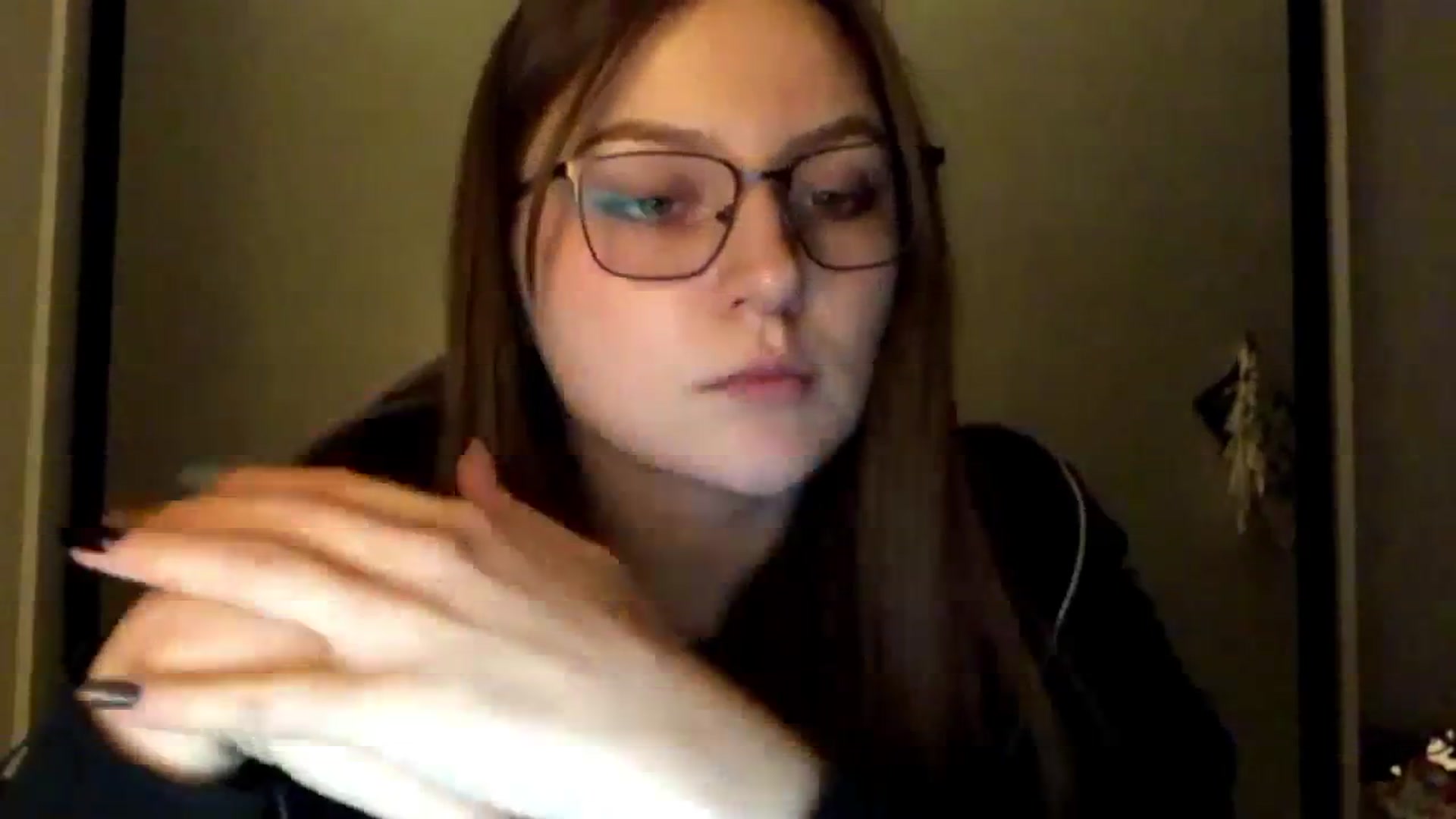 Gallery image thumbnail from EveeeOliveee's myfreecams stream on, 10/21/2025, 19:03 image 10 of 20