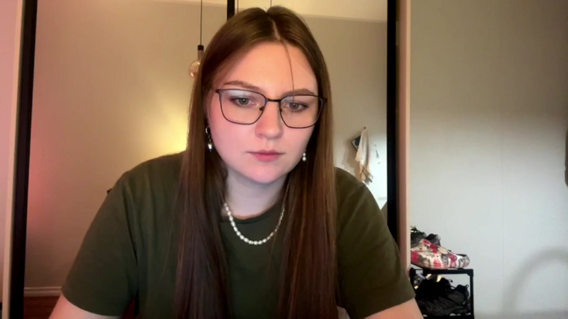Gallery image thumbnail from EveeeOliveee's myfreecams stream on, 10/27/2025, 21:45 image 1 of 20