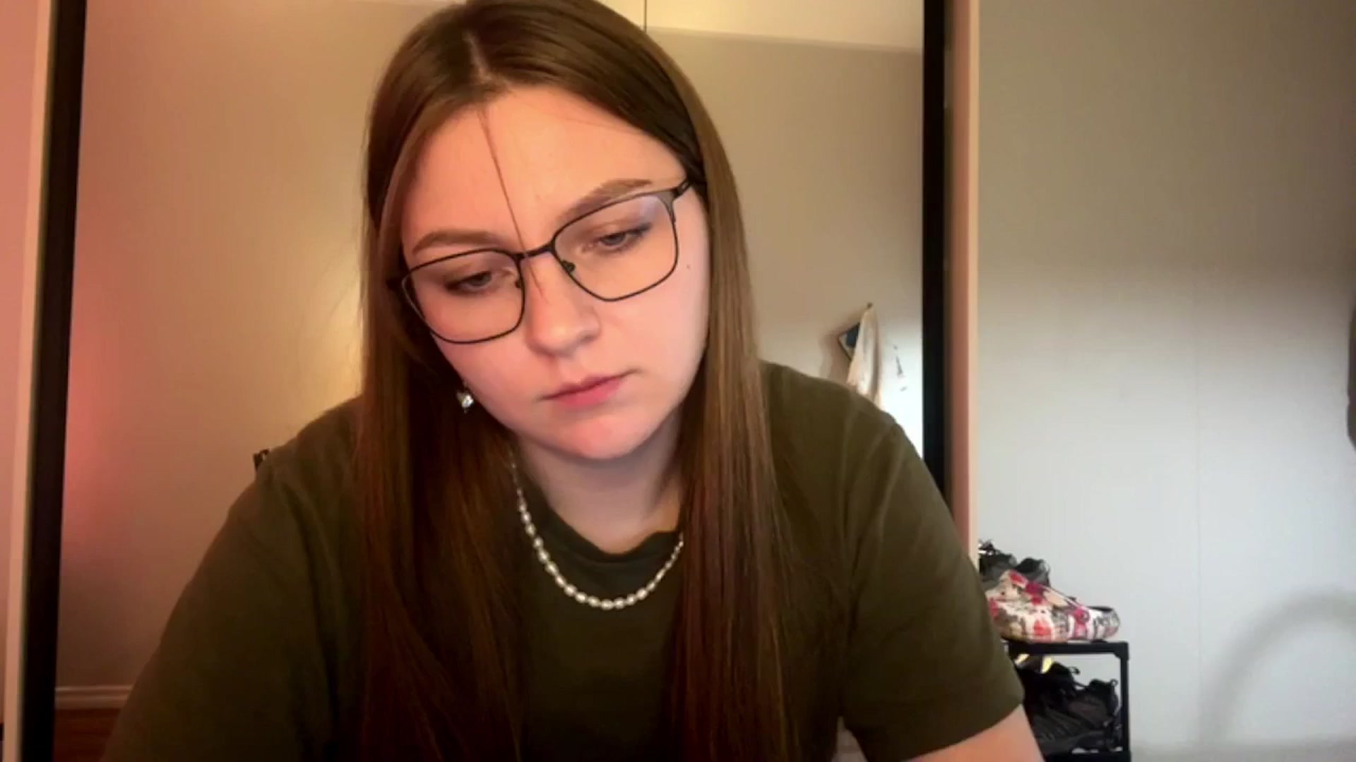 Gallery image thumbnail from EveeeOliveee's myfreecams stream on, 10/27/2025, 21:45 image 3 of 20