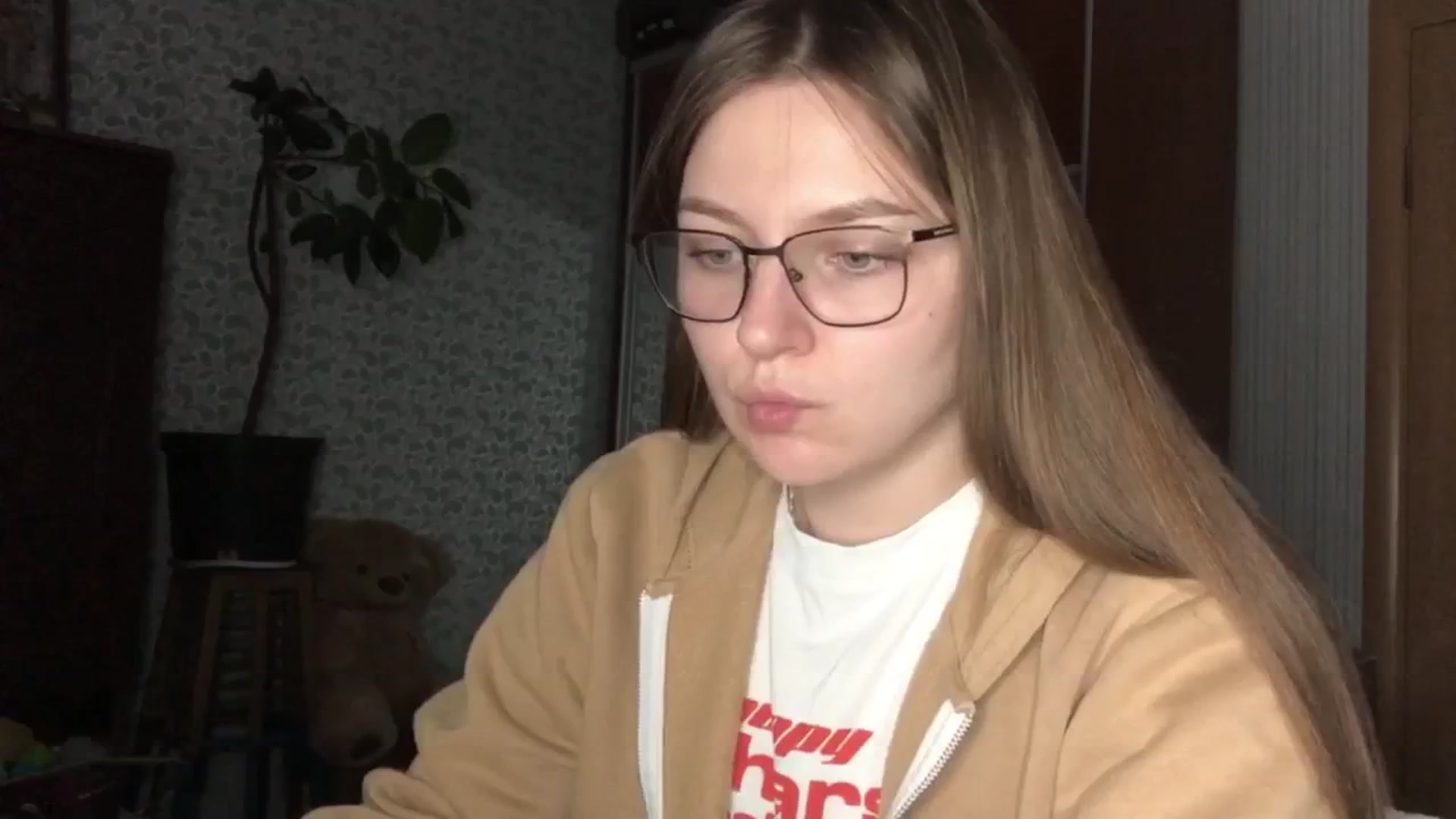 Gallery image thumbnail from EveeeOliveee's myfreecams stream on, 11/03/2025, 23:49 image 1 of 20