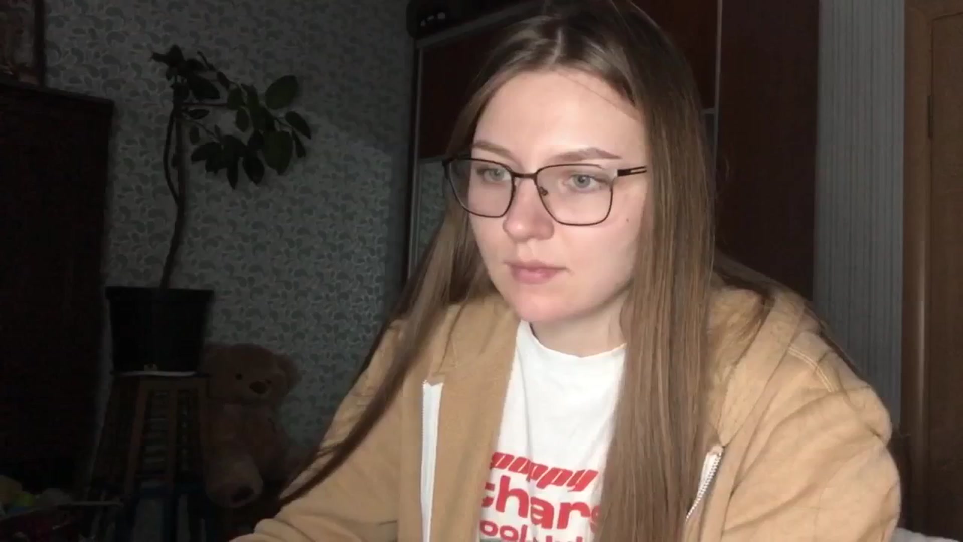 Gallery image thumbnail from EveeeOliveee's myfreecams stream on, 11/03/2025, 23:49 image 13 of 20