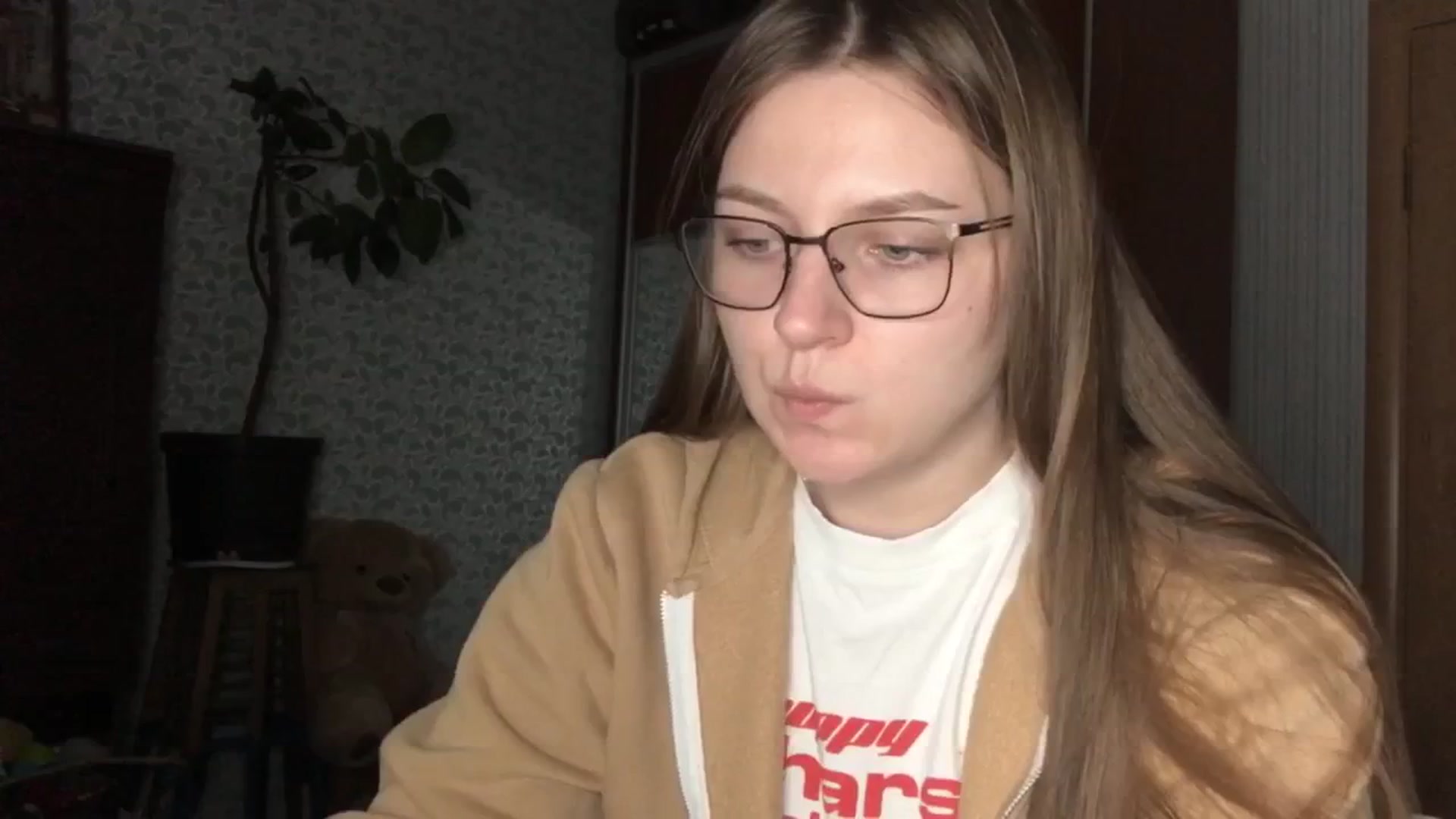 Gallery image thumbnail from EveeeOliveee's myfreecams stream on, 11/03/2025, 23:49 image 2 of 20