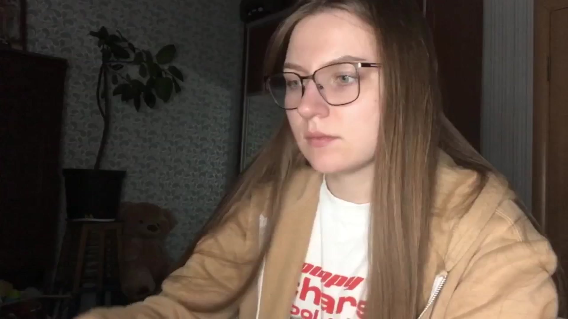 Gallery image thumbnail from EveeeOliveee's myfreecams stream on, 11/03/2025, 23:49 image 15 of 20