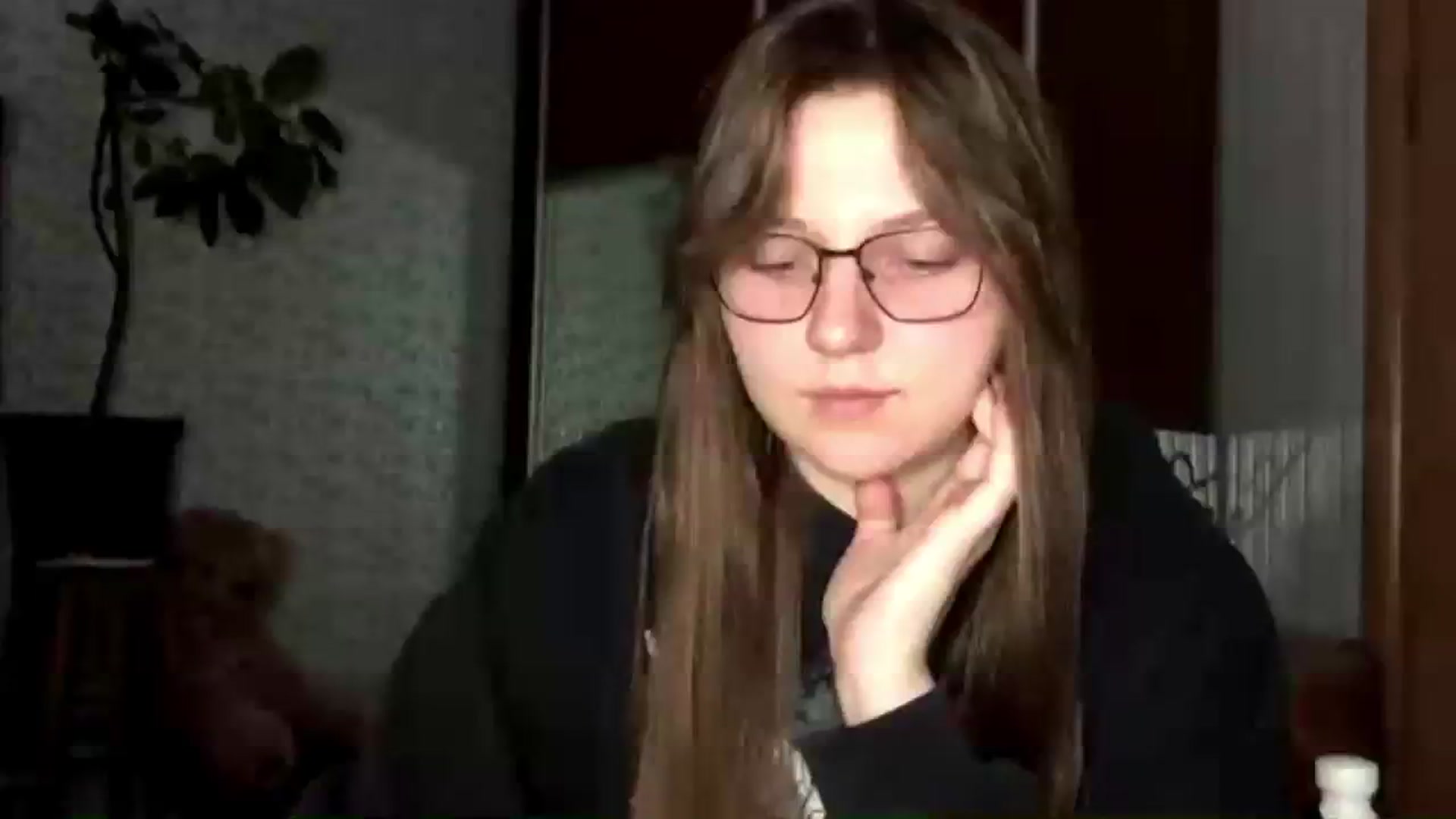 Gallery image thumbnail from EveeeOliveee's myfreecams stream on, 11/13/2025, 20:33 image 2 of 20