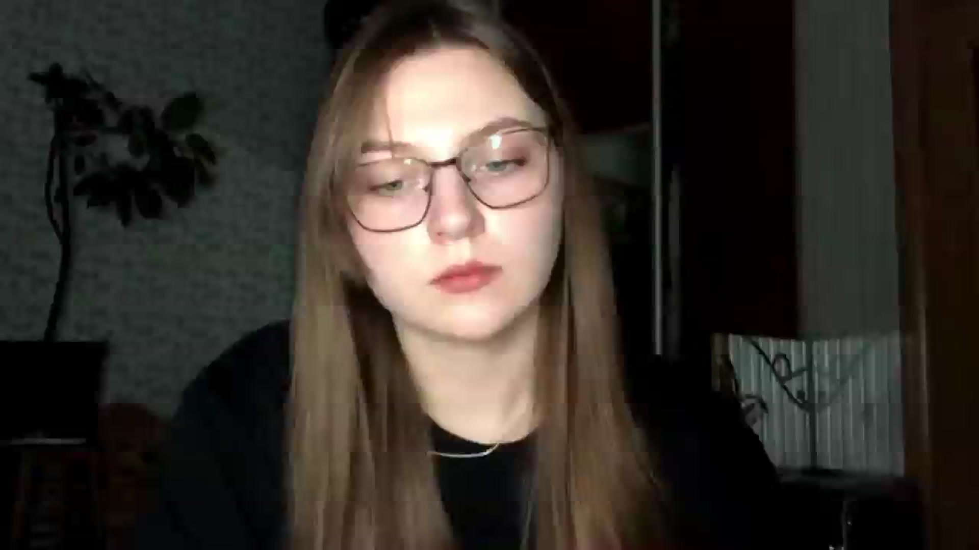 Gallery image thumbnail from EveeeOliveee's myfreecams stream on, 11/16/2025, 23:15 image 1 of 20