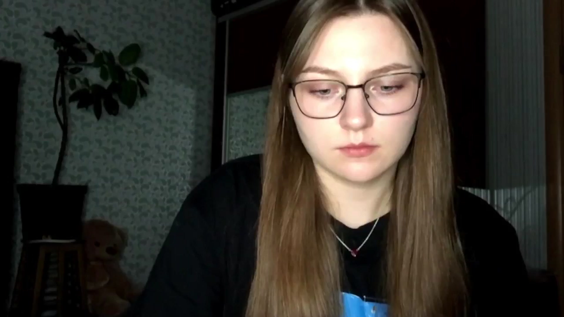 Gallery image thumbnail from EveeeOliveee's myfreecams stream on, 11/17/2025, 24:21 image 20 of 20
