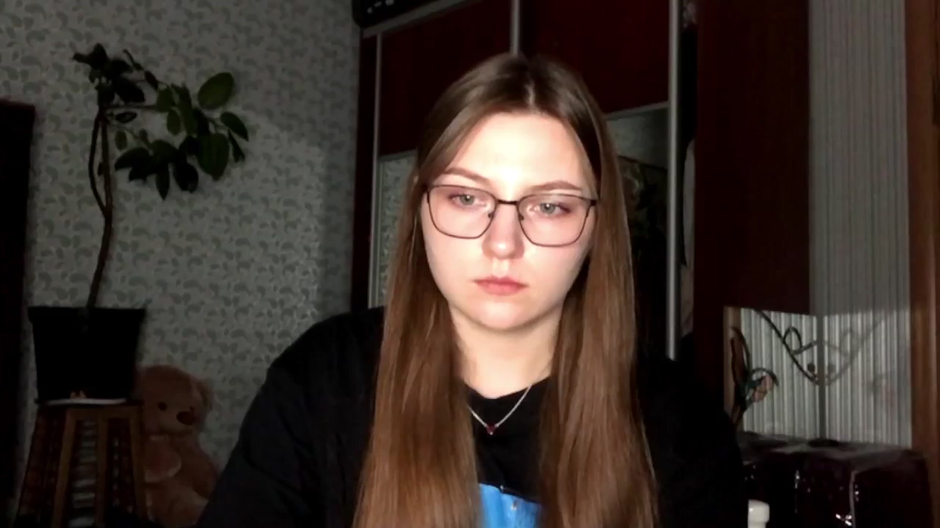 Gallery image thumbnail from EveeeOliveee's myfreecams stream on, 11/17/2025, 24:21 image 19 of 20