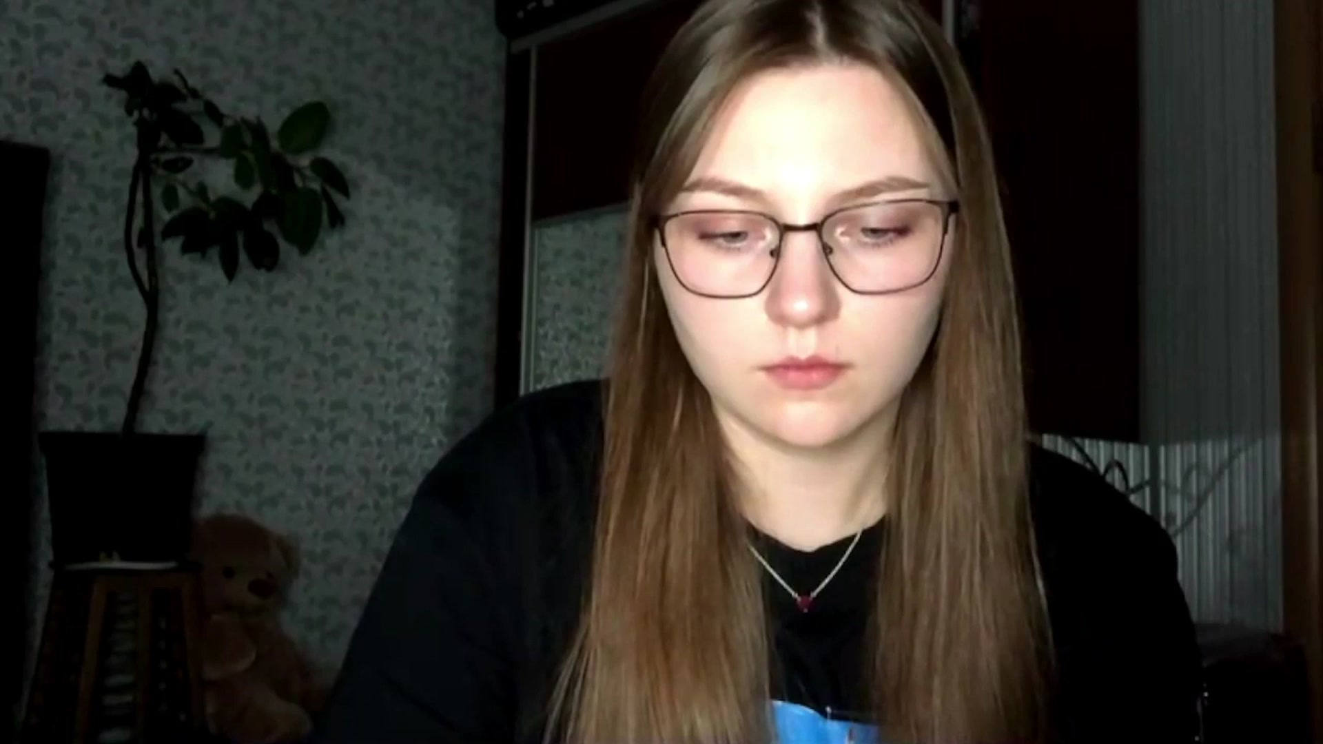 Gallery image thumbnail from EveeeOliveee's myfreecams stream on, 11/17/2025, 24:21 image 17 of 20