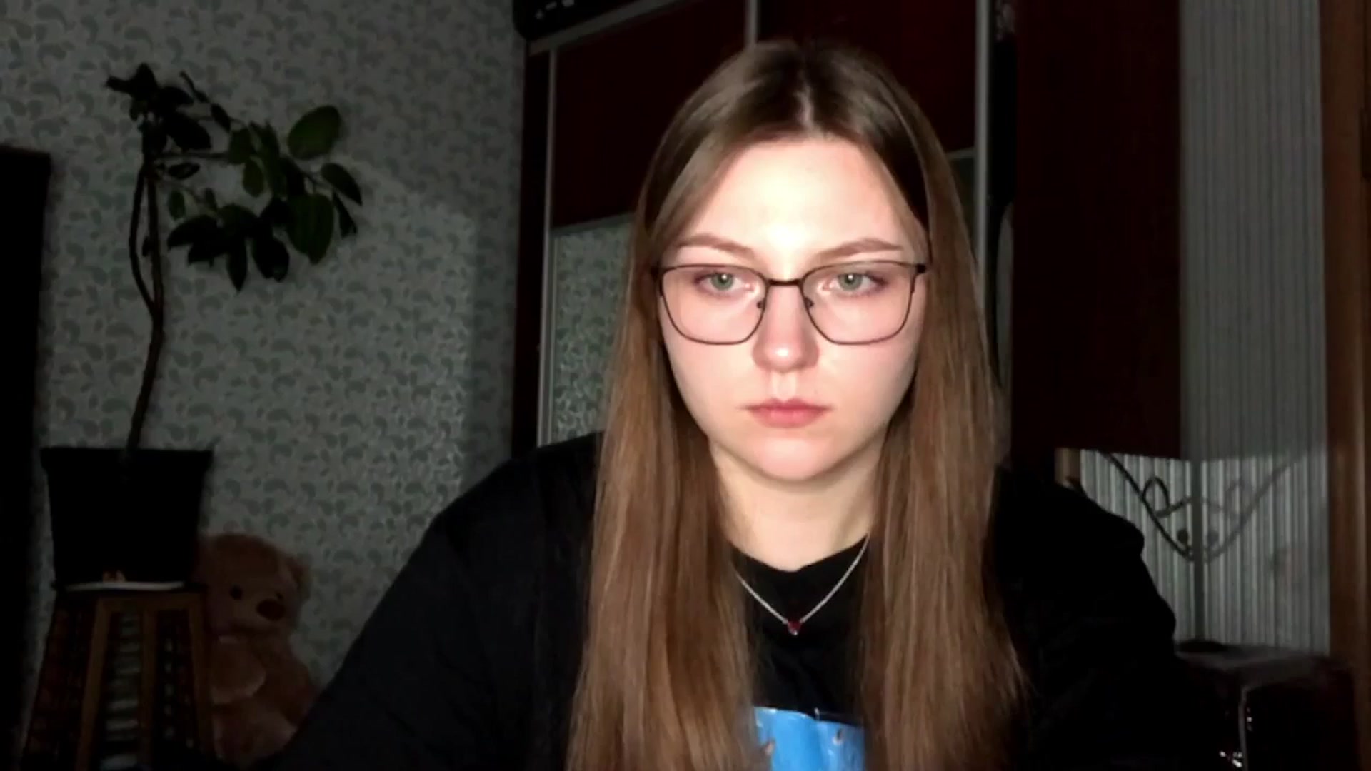 Gallery image thumbnail from EveeeOliveee's myfreecams stream on, 11/17/2025, 24:21 image 15 of 20
