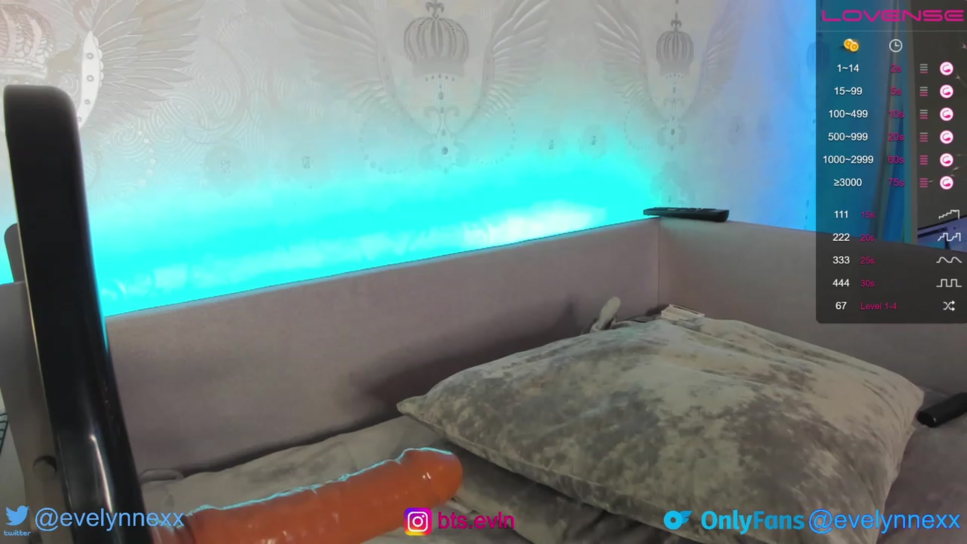 Gallery image thumbnail from Eveelynnexxx's myfreecams stream on, 06/24/2023, 12:37 image 12 of 20