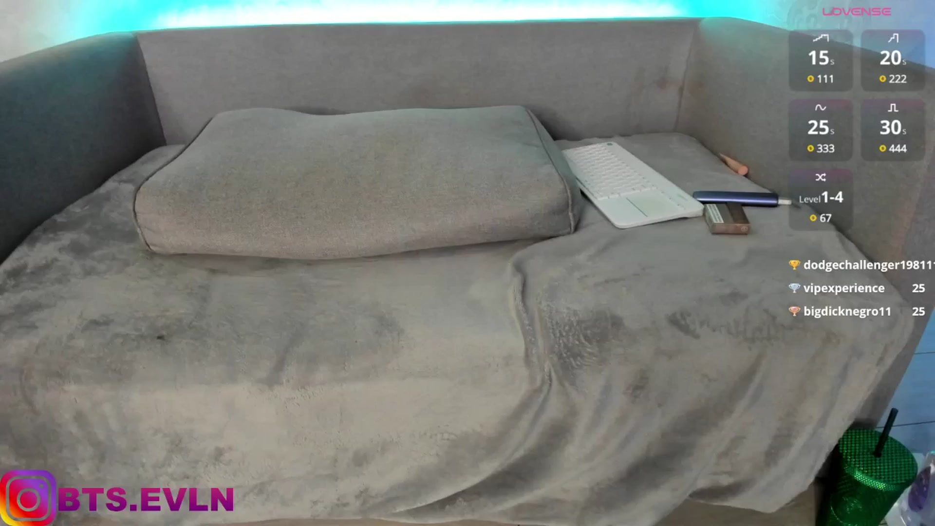 Gallery image thumbnail from Eveelynnexxx's myfreecams stream on, 04/18/2025, 22:56 image 6 of 20