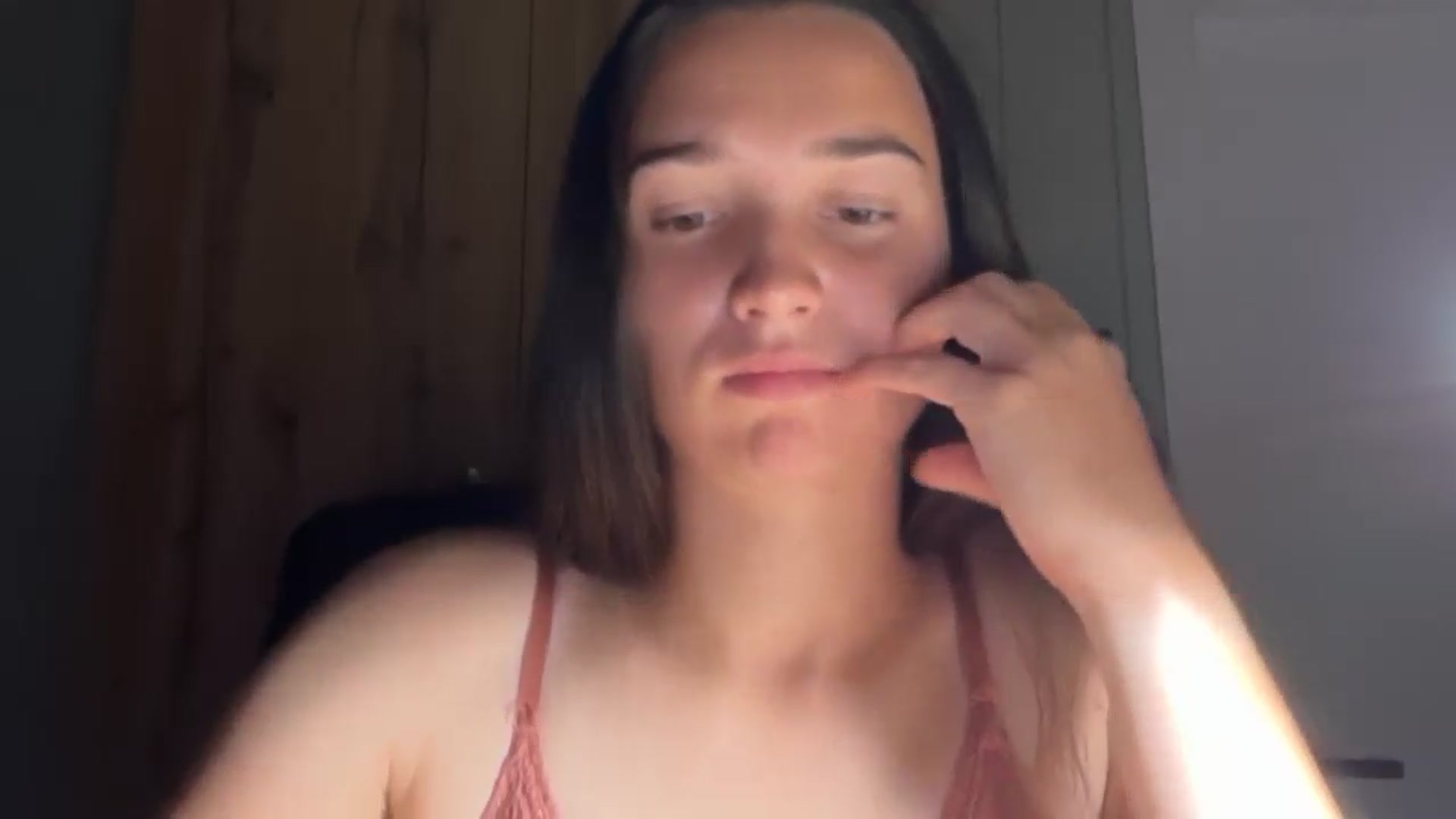 Gallery image thumbnail from EvelinaDivine's myfreecams stream on, 08/02/2026, 20:51 image 13 of 20