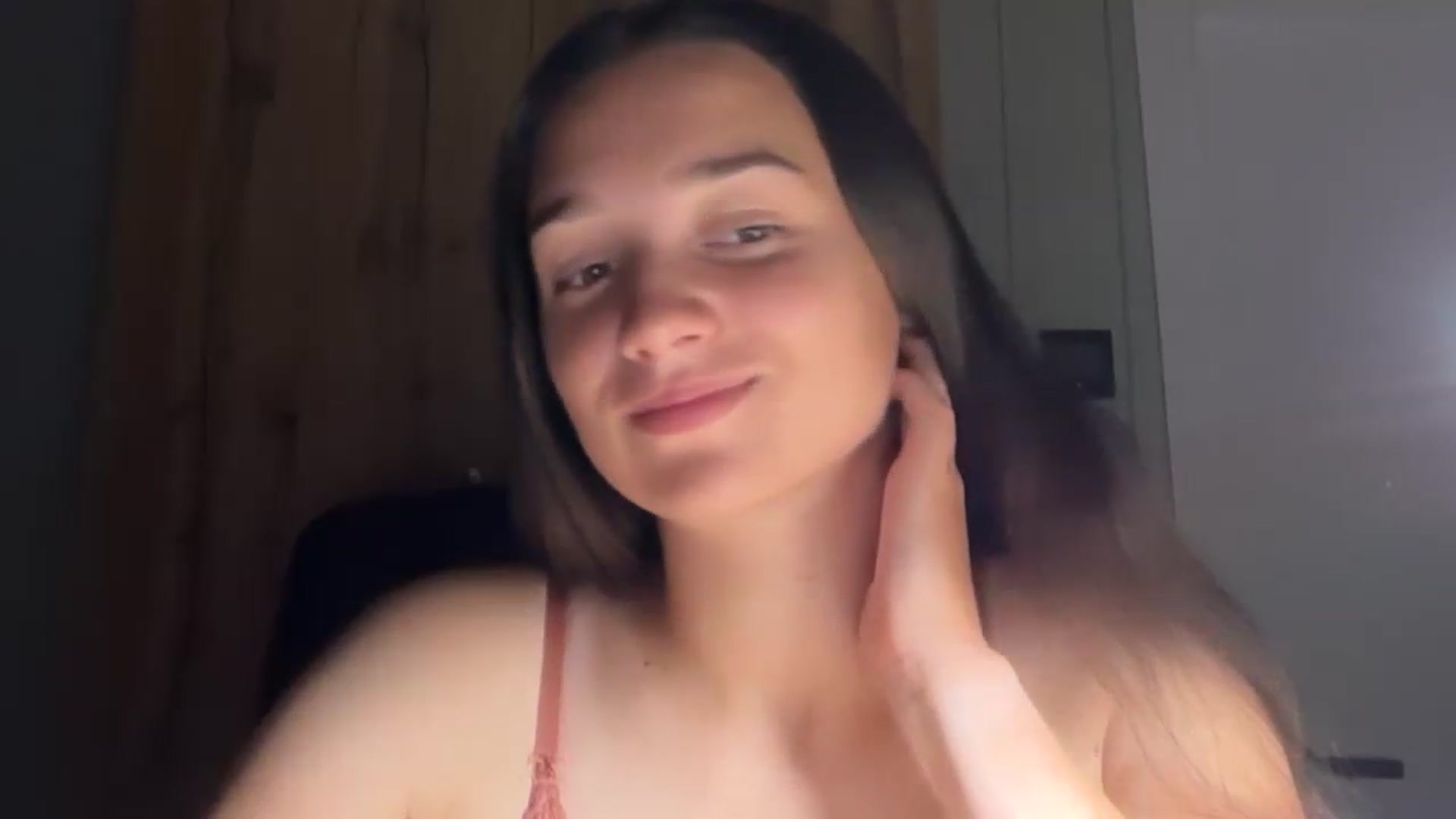 Gallery image thumbnail from EvelinaDivine's myfreecams stream on, 08/02/2026, 20:51 image 9 of 20
