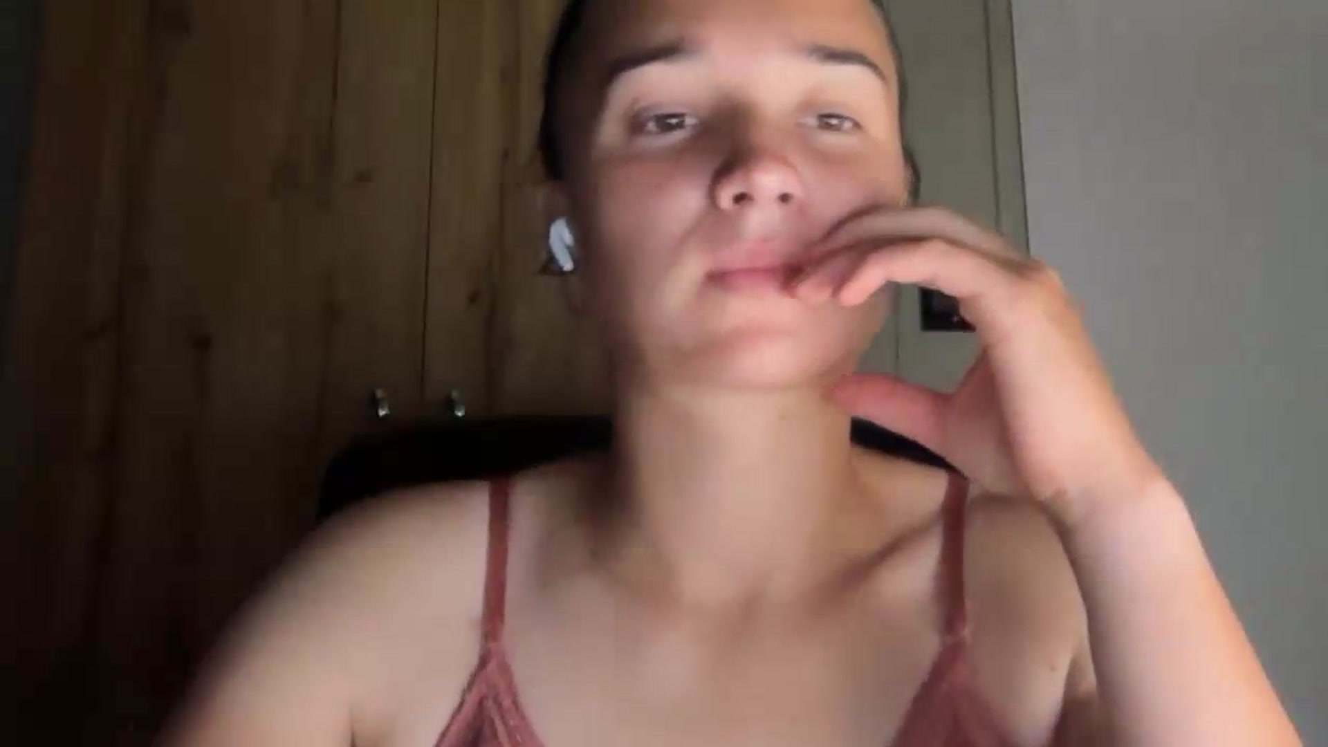 Gallery image thumbnail from EvelinaDivine's myfreecams stream on, 08/02/2026, 23:13 image 14 of 20