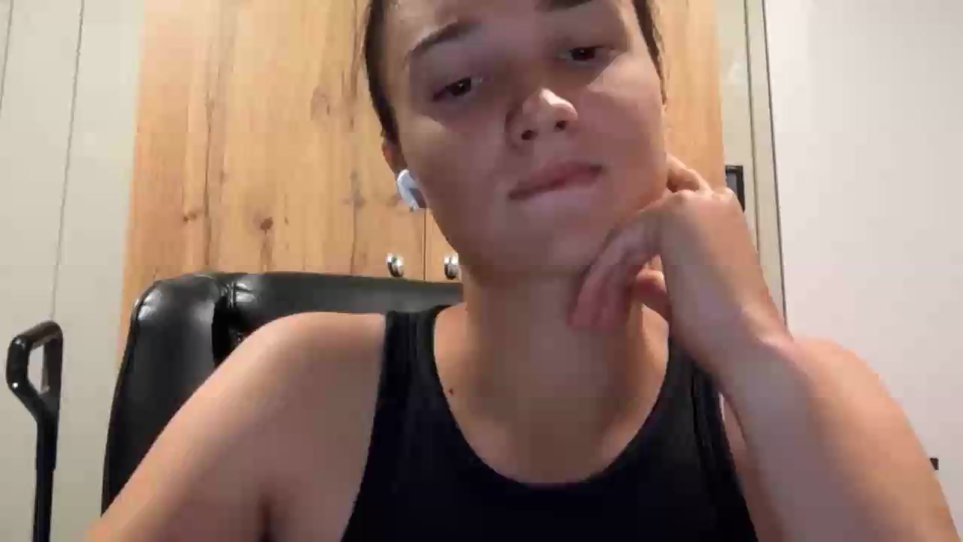Gallery image thumbnail from EvelinaDivine's myfreecams stream on, 08/08/2026, 20:49 image 1 of 20